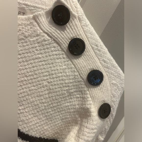 Women’s Loft Sweater Striped small - Picture 3 of 11